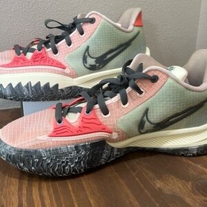 Nike Low-Top Athletic Sneakers in Pink, Mint & Coral